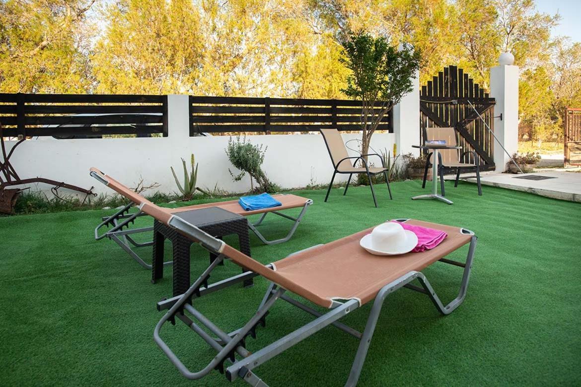 Afrathias Beachhouse - Cretan Hideaway Kalamaki  Exterior foto